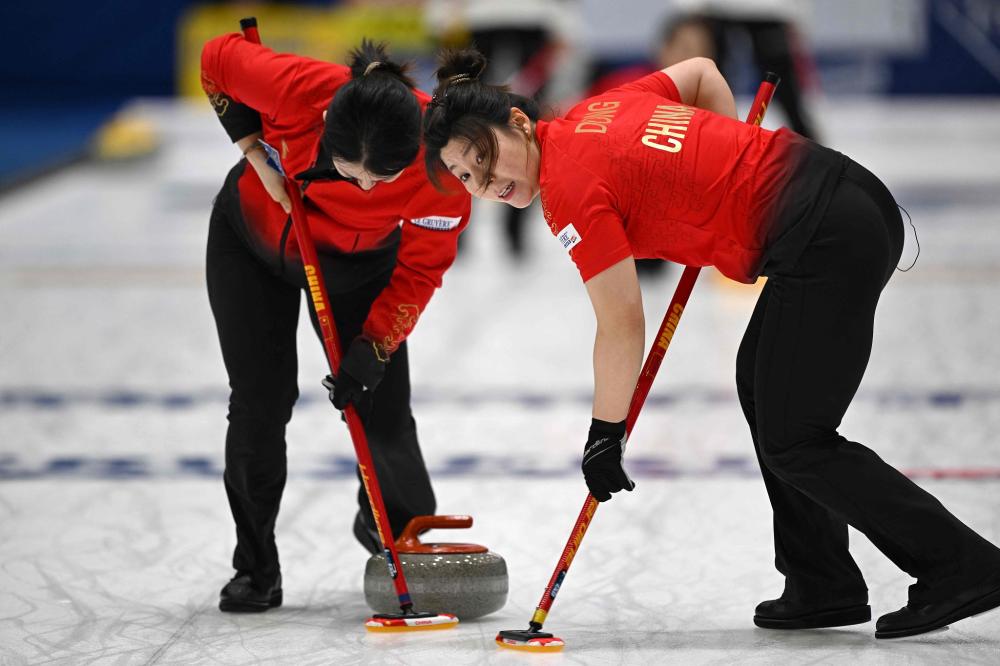博主：申花在与日职联银靴拉唐谈判，国安有意铁人前锋姆本扎